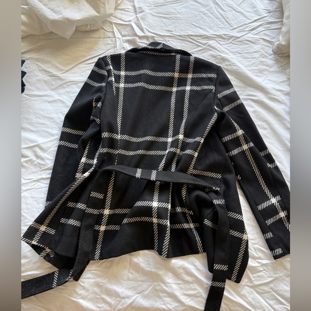 White House Black Market Black and White Plaid Belted Blazer